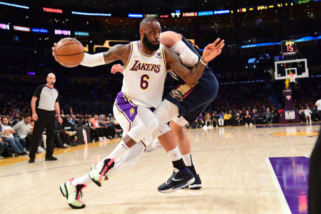 社区盾今夜再迎强敌，深圳男篮伤情更新，主帅态度——话题不断，心理建设被强调的简单介绍